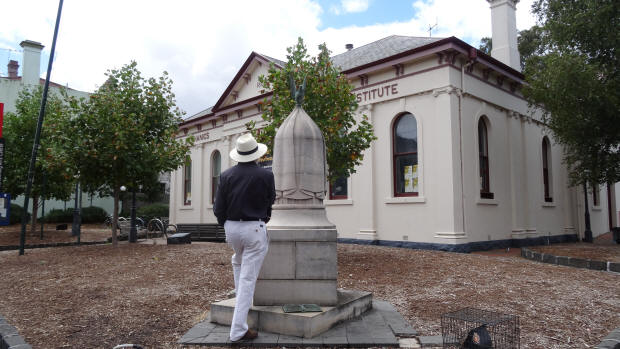 Free Speech Memorial with Brunswick Mechanics Institue in background