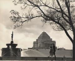 MacRobertson Fountain