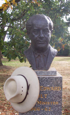 Bust of Harold Holt